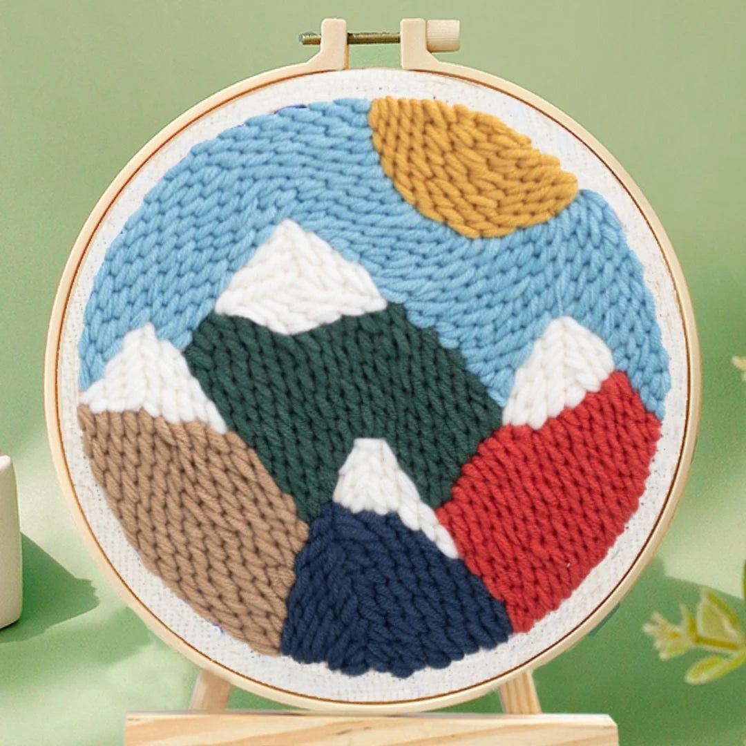 Punch Needle Kit Montagne innevate Diamond Painting