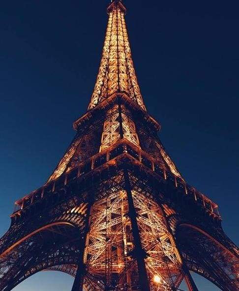 Torre Eiffel Di Notte Diamond Painting